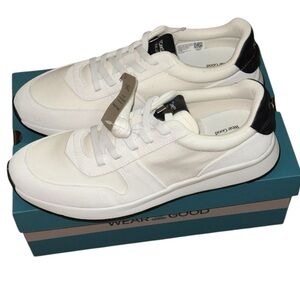 Toms Men's Sneakers in White with Black Details